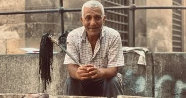 حكاية عم كحلاوي: رمز الكفاح والأصالة في قلب القاهرة التاريخية