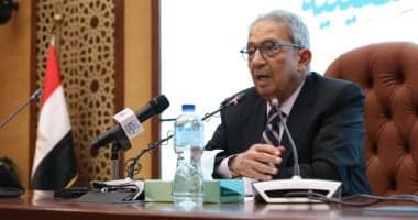 عمرو موسى: المملكة وقفت صامدة ضد التطبيع دعماً للقضية الفلسطينية