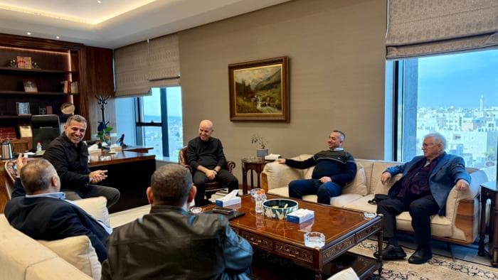 وفد سوري يزور الأردن لاستكشاف تقنيات الإسمنت المتطورة