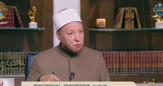 ضوابط اللباس في الشريعة الإسلامية.. عورة الرجل من السرة إلى الركبة