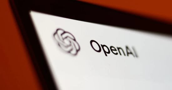أبل تتصدى لـ OpenAI في معركة قضائية دفاعاً عن أسرارها التقنية
